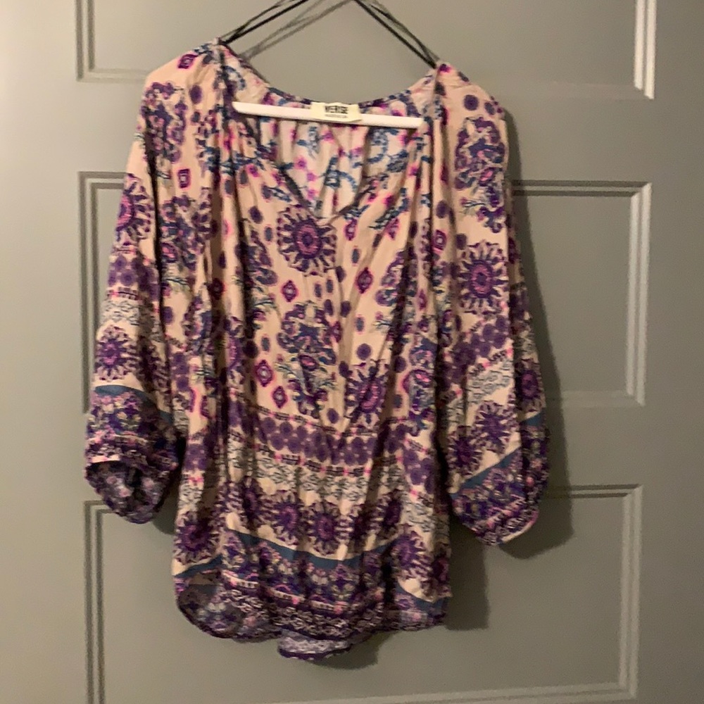 Blouse - Picture 2 of 5